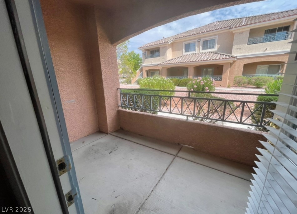 424 Pine Haven Street 102 Property Photo 6