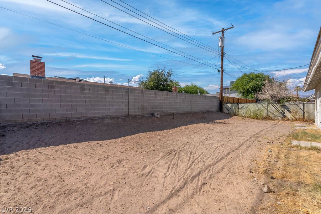 1501 North Tonopah Drive Property Photo 36