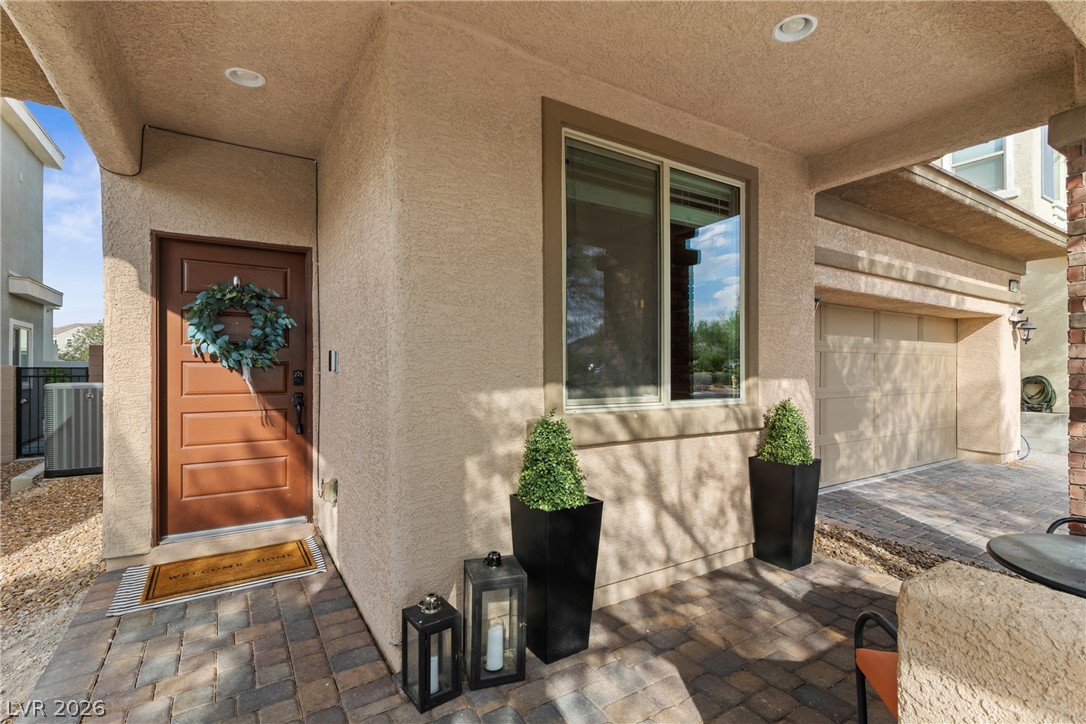 2458 Poetica Place Property Photo 3