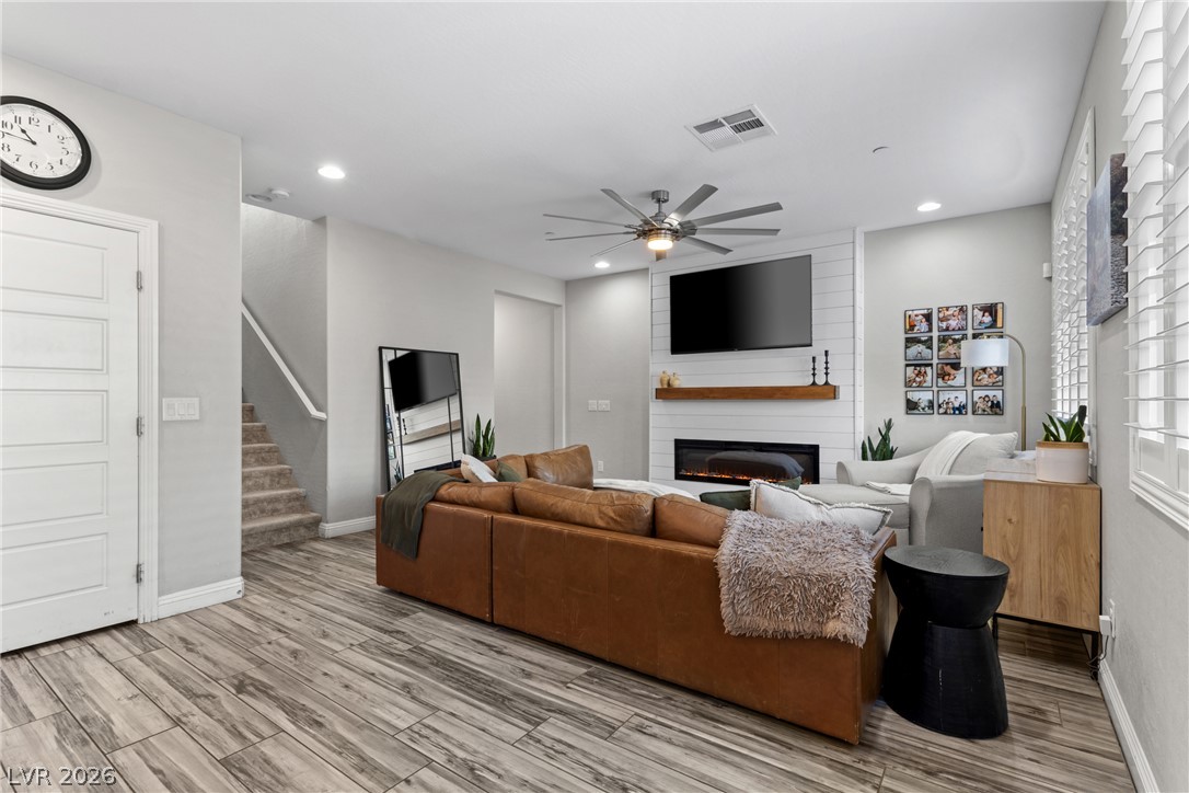2458 Poetica Place Property Photo 11