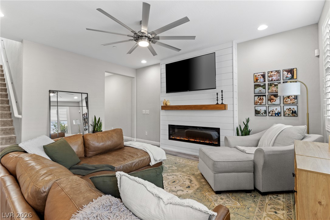 2458 Poetica Place Property Photo 12