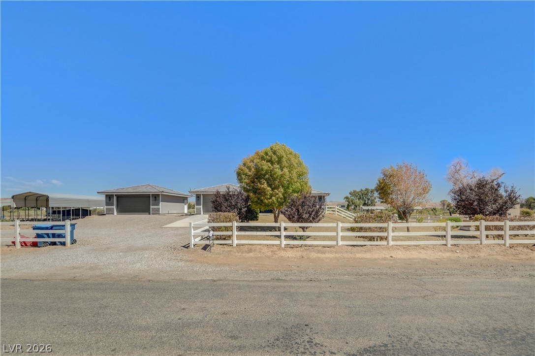 1110 Heyer Street Property Photo 5