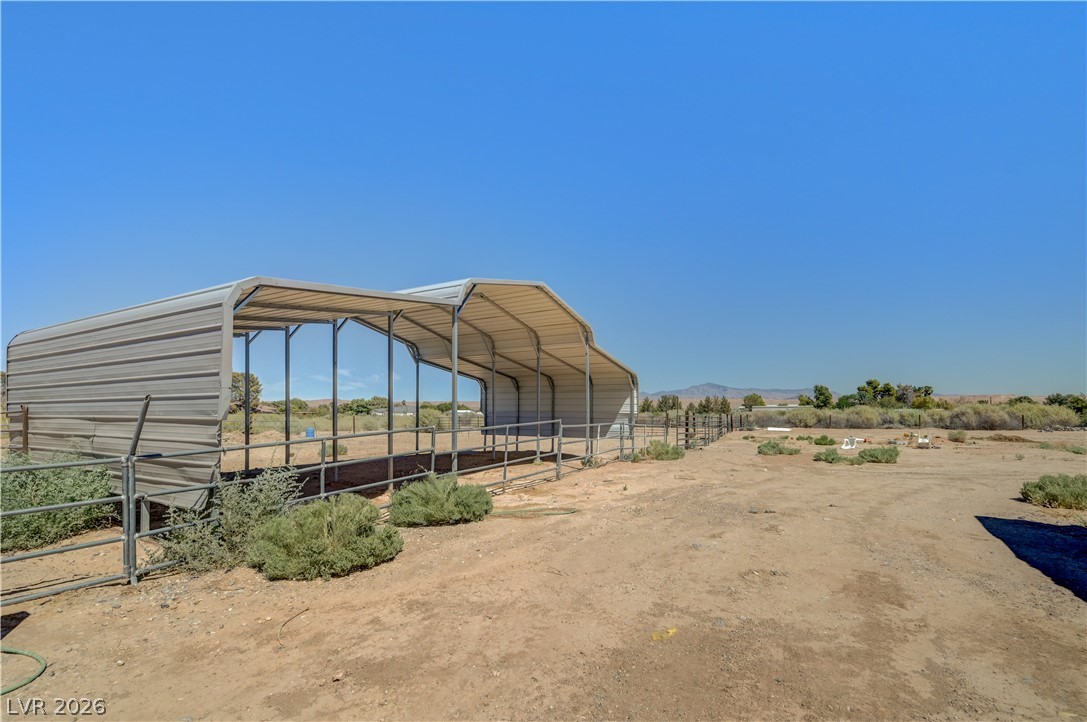 1110 Heyer Street Property Photo 10