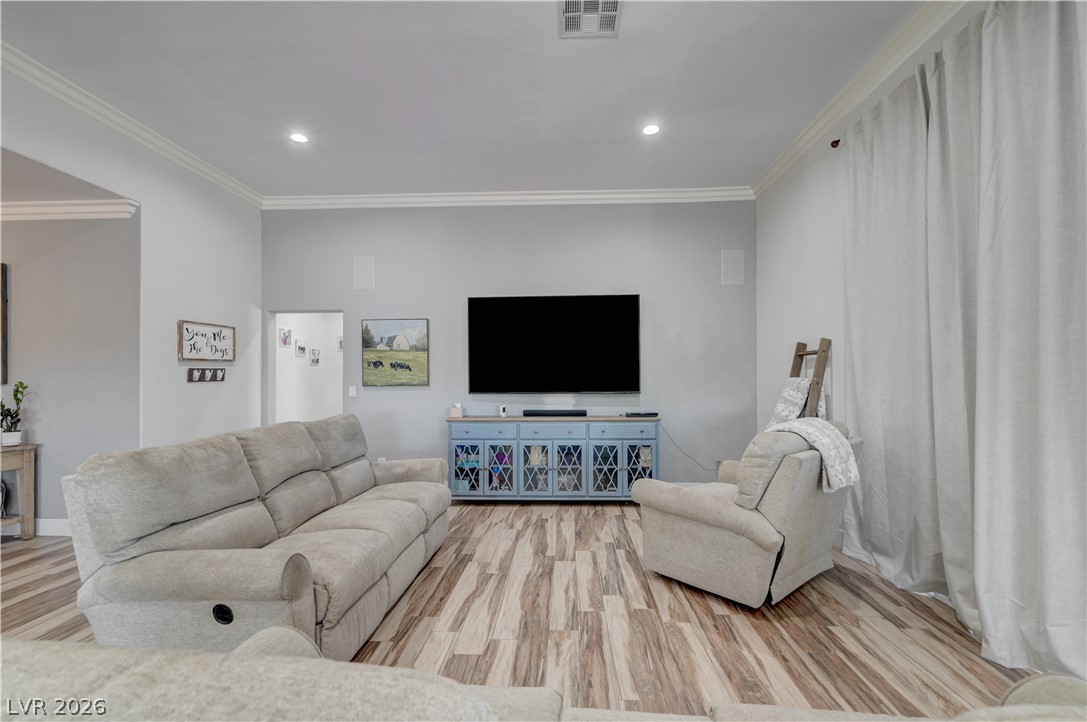 1110 Heyer Street Property Photo 31