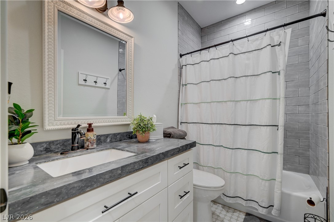 1110 Heyer Street Property Photo 47