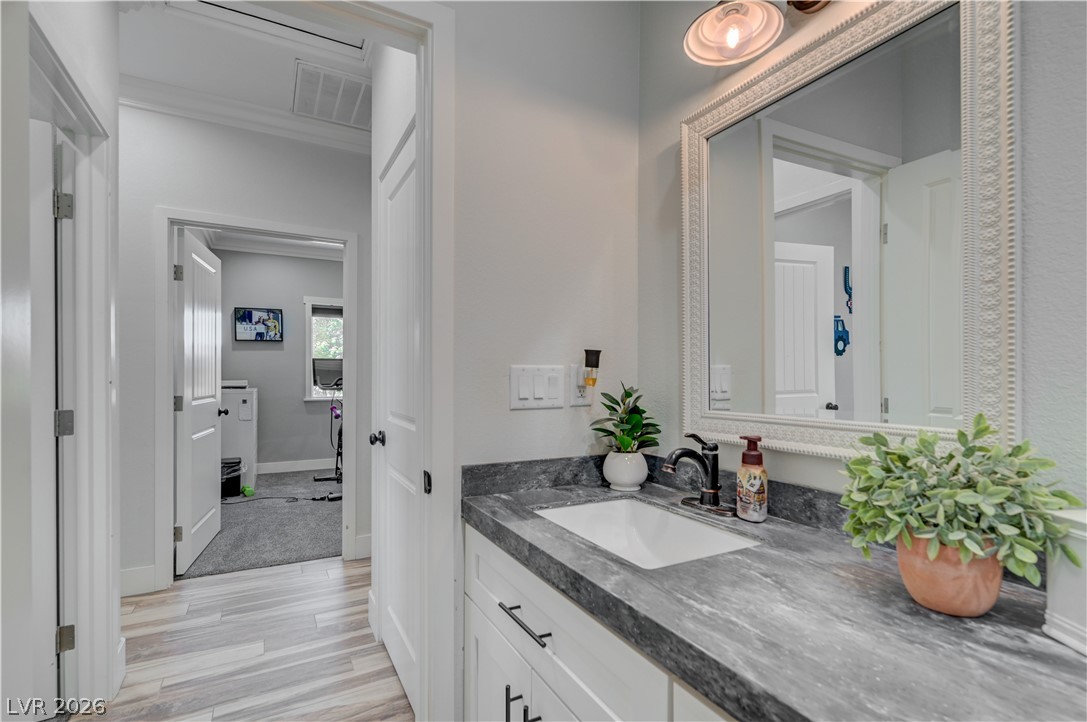 1110 Heyer Street Property Photo 48