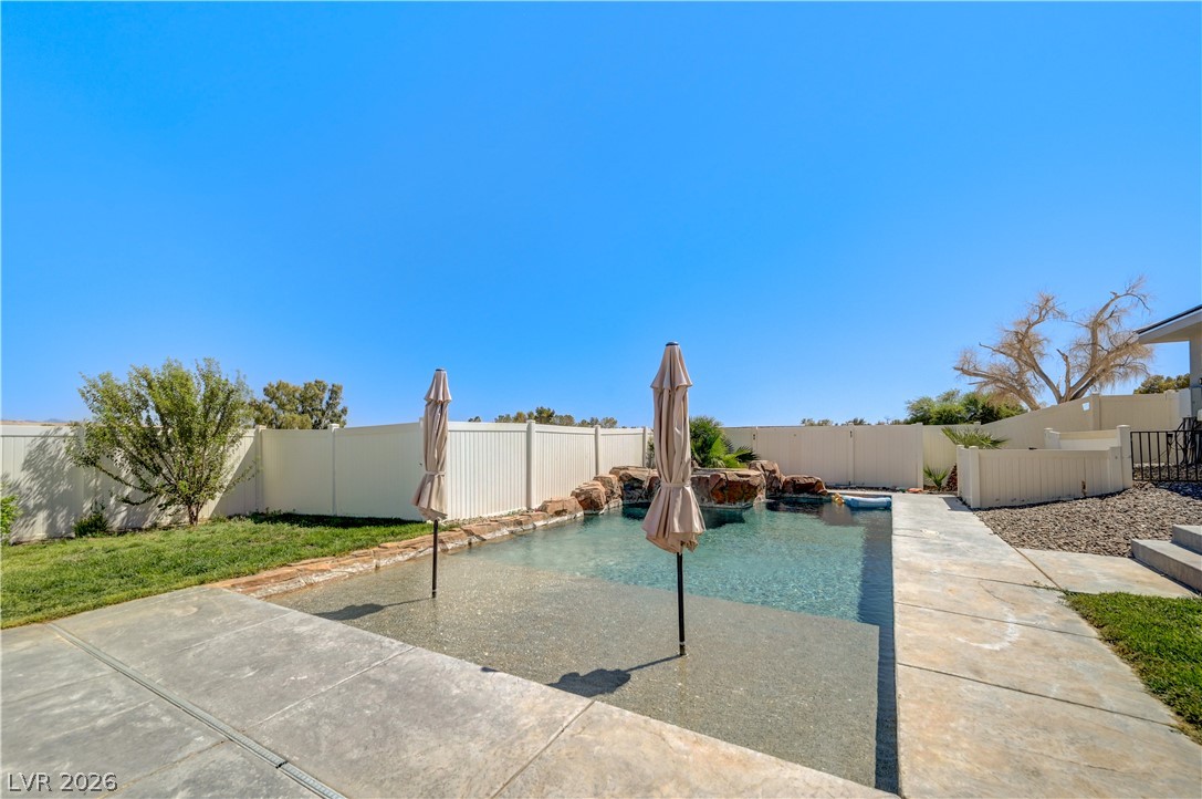 1110 Heyer Street Property Photo 60