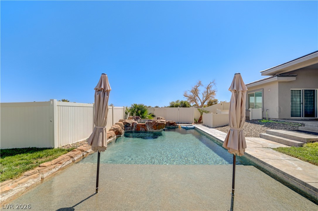 1110 Heyer Street Property Photo 61
