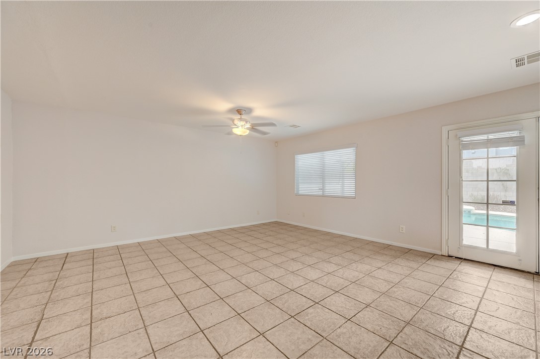 8117 Jade Harbor Court Property Photo 12