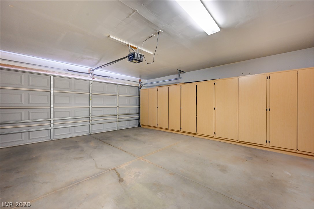 8117 Jade Harbor Court Property Photo 38