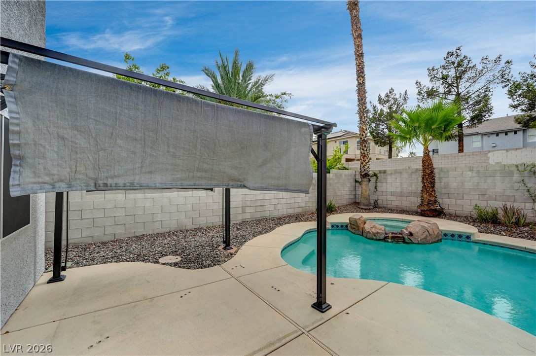 8117 Jade Harbor Court Property Photo 40