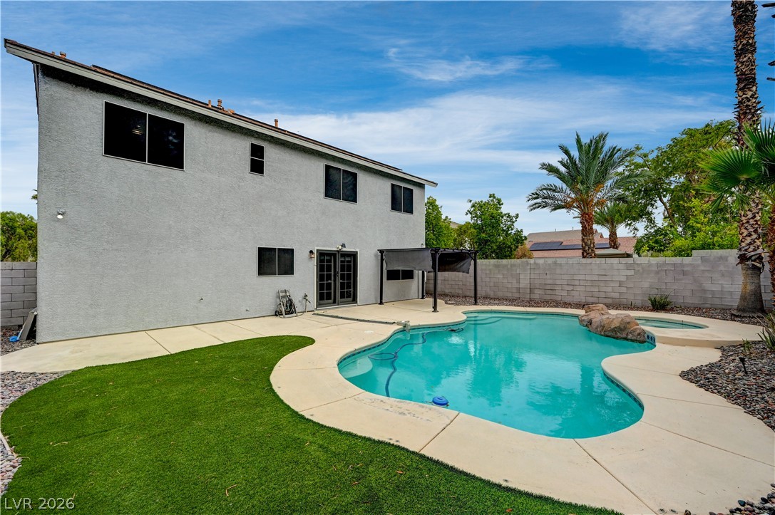 8117 Jade Harbor Court Property Photo 43