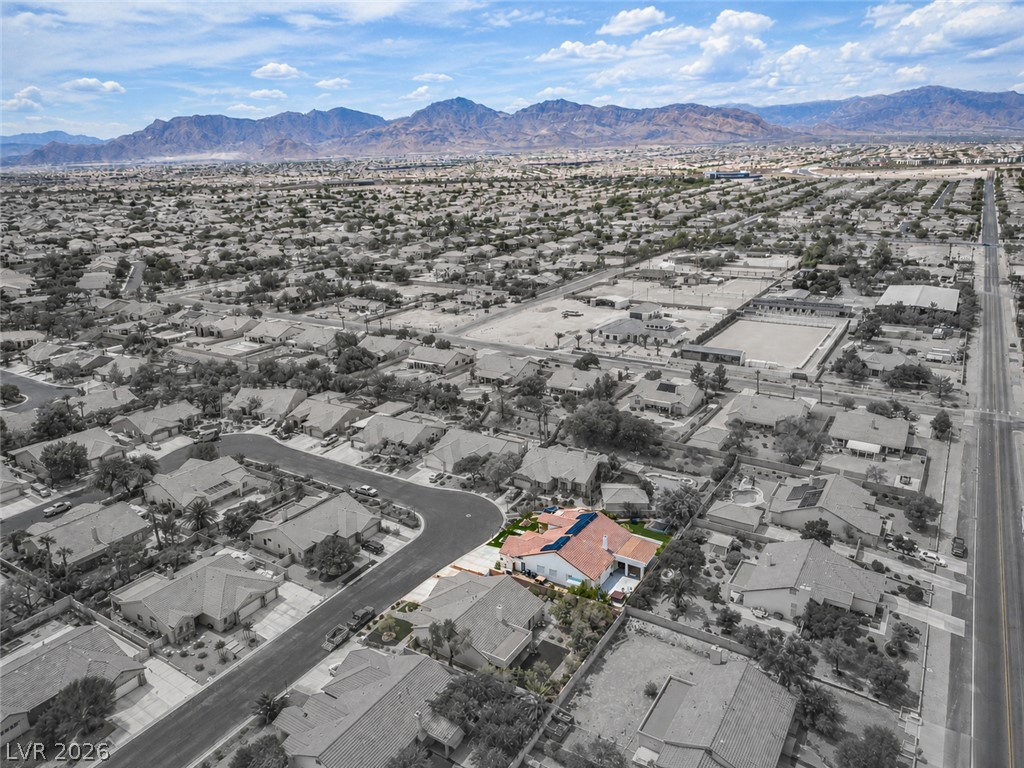 8512 Stardance Avenue Property Photo 8