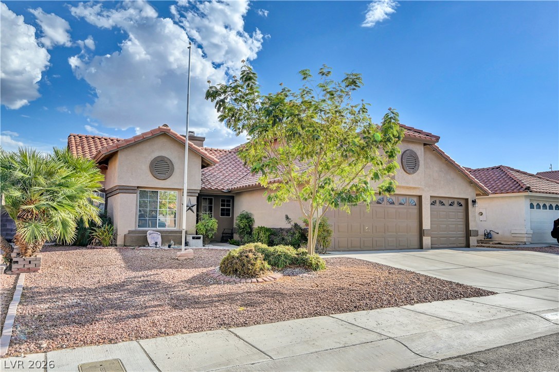 5825 Blush Avenue Property Photo 3