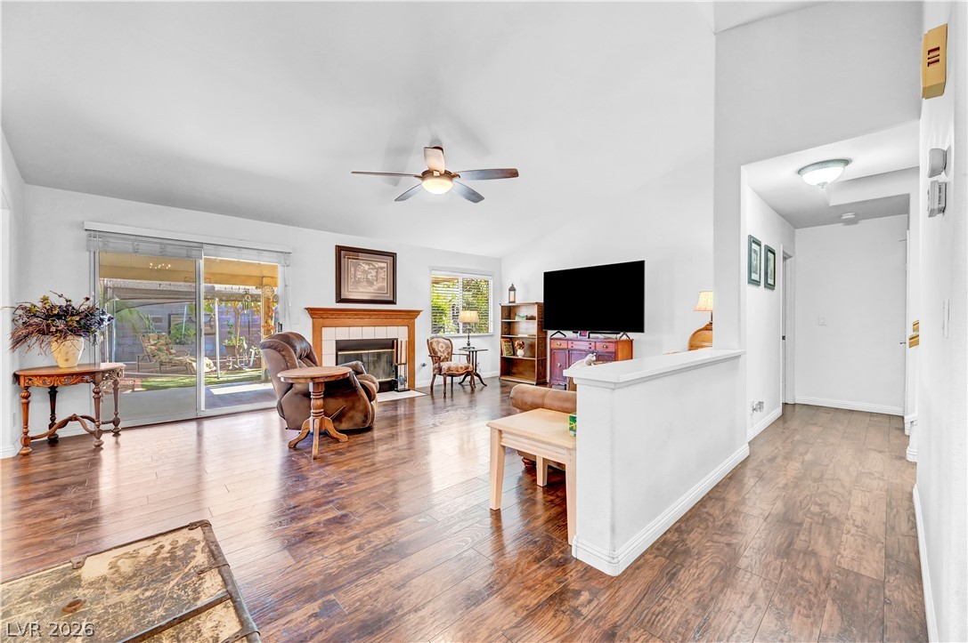 5825 Blush Avenue Property Photo 8