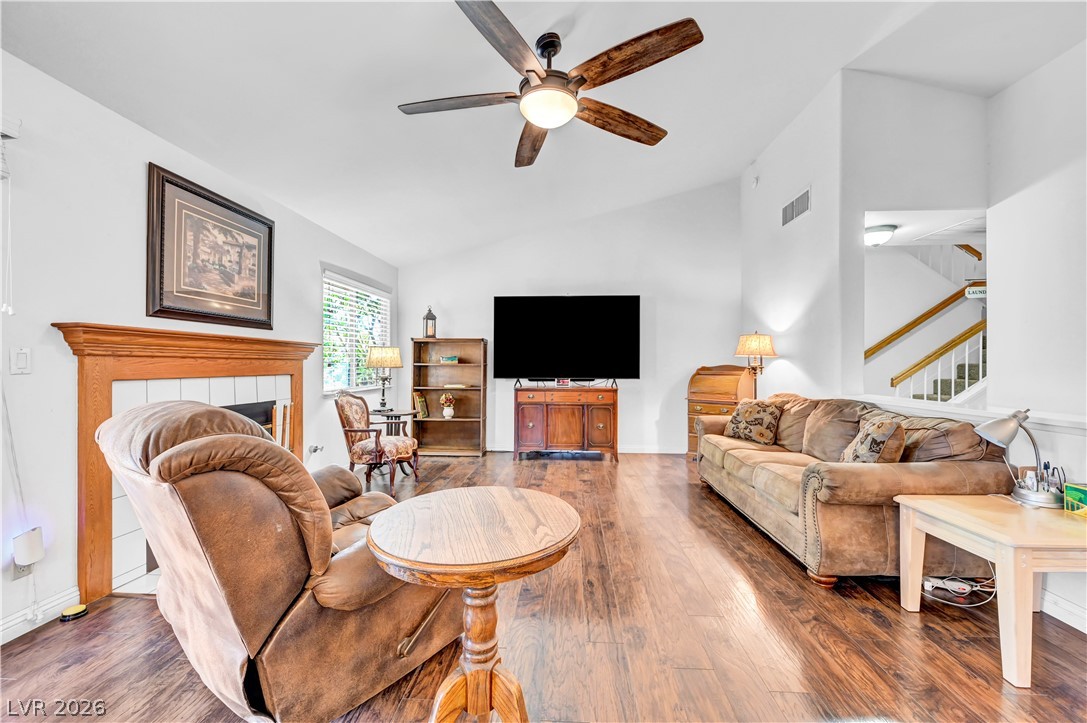 5825 Blush Avenue Property Photo 10