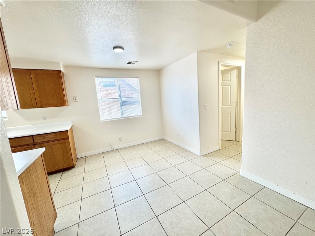 1827 East Calvada 1 Property Photo 4
