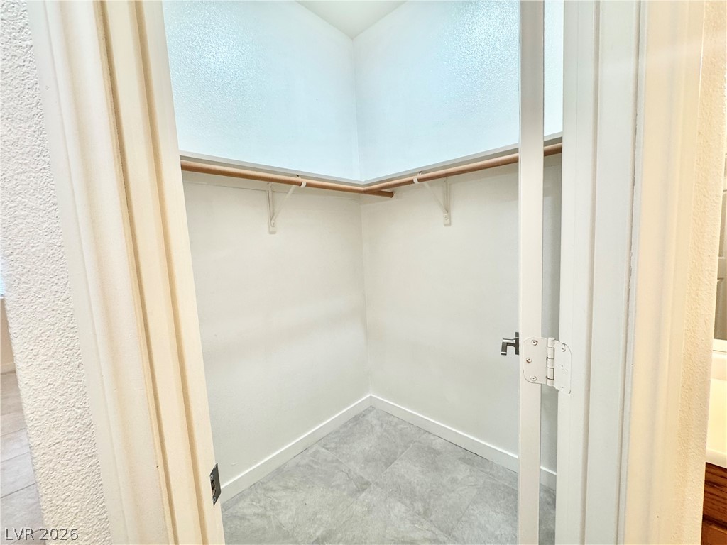 1827 East Calvada 1 Property Photo 8