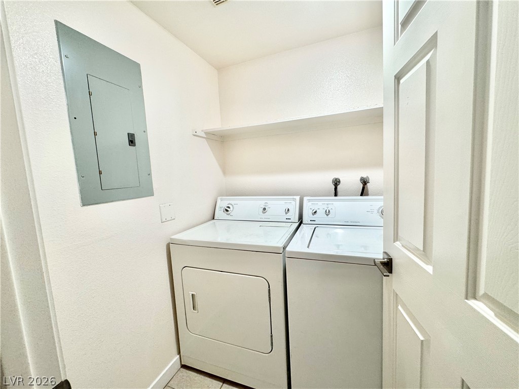 1827 East Calvada 1 Property Photo 12