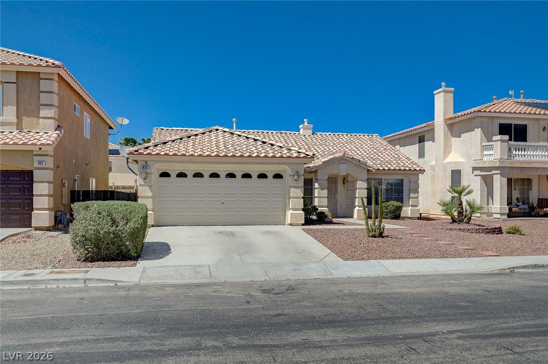 472 Staghorn Pass Avenue Property Photo 4