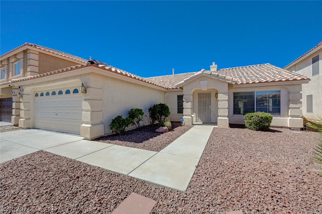 472 Staghorn Pass Avenue Property Photo 6