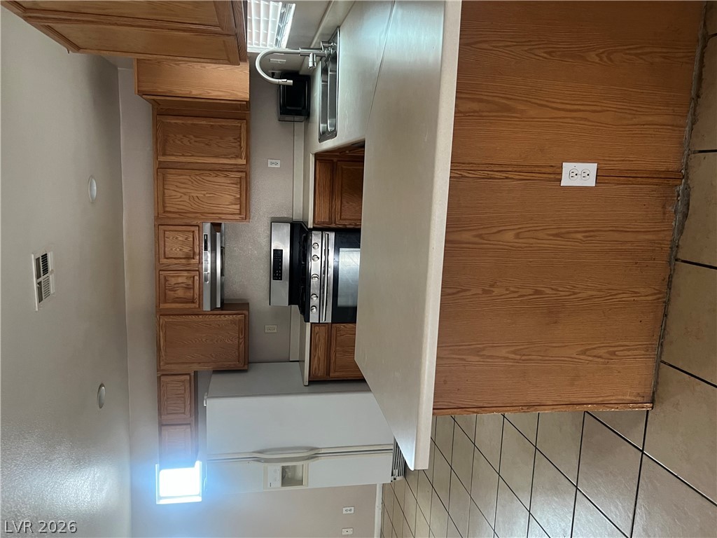 5279 Shreve Avenue Property Photo 4