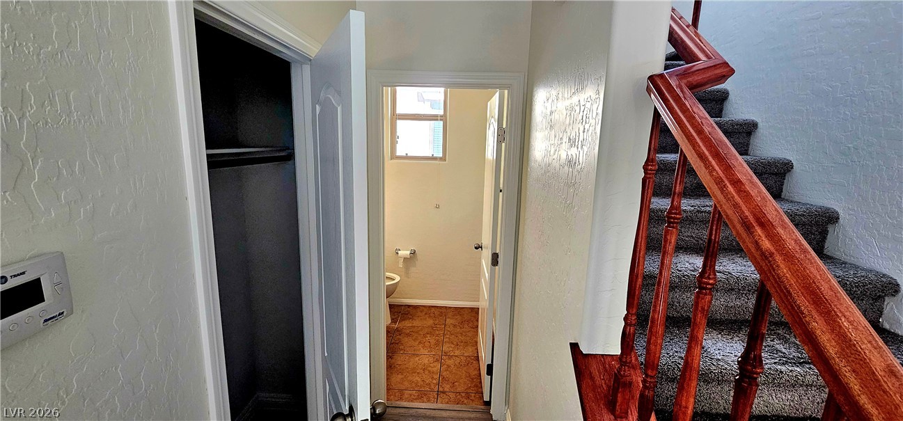5373 Hollymead Drive Property Photo 12