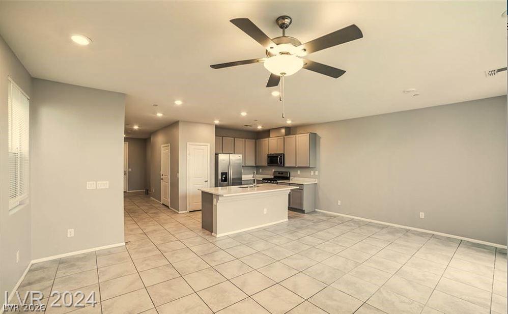 5281 Silver Branch Avenue Property Photo 9