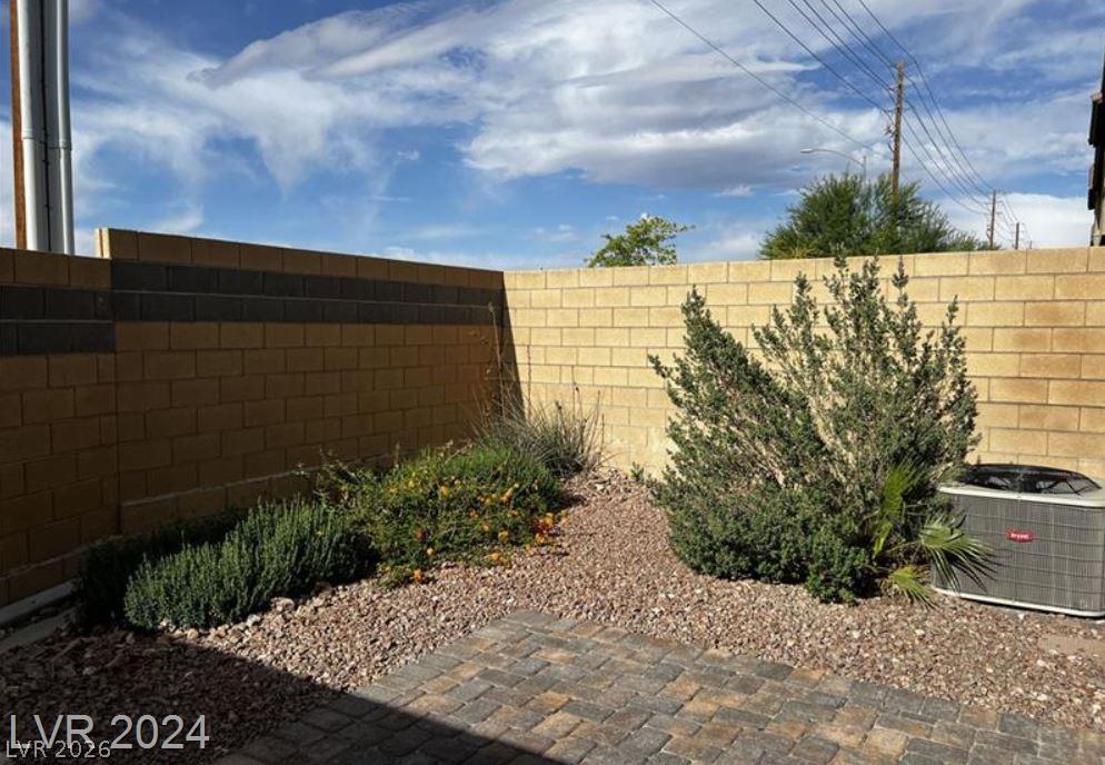 5281 Silver Branch Avenue Property Photo 25