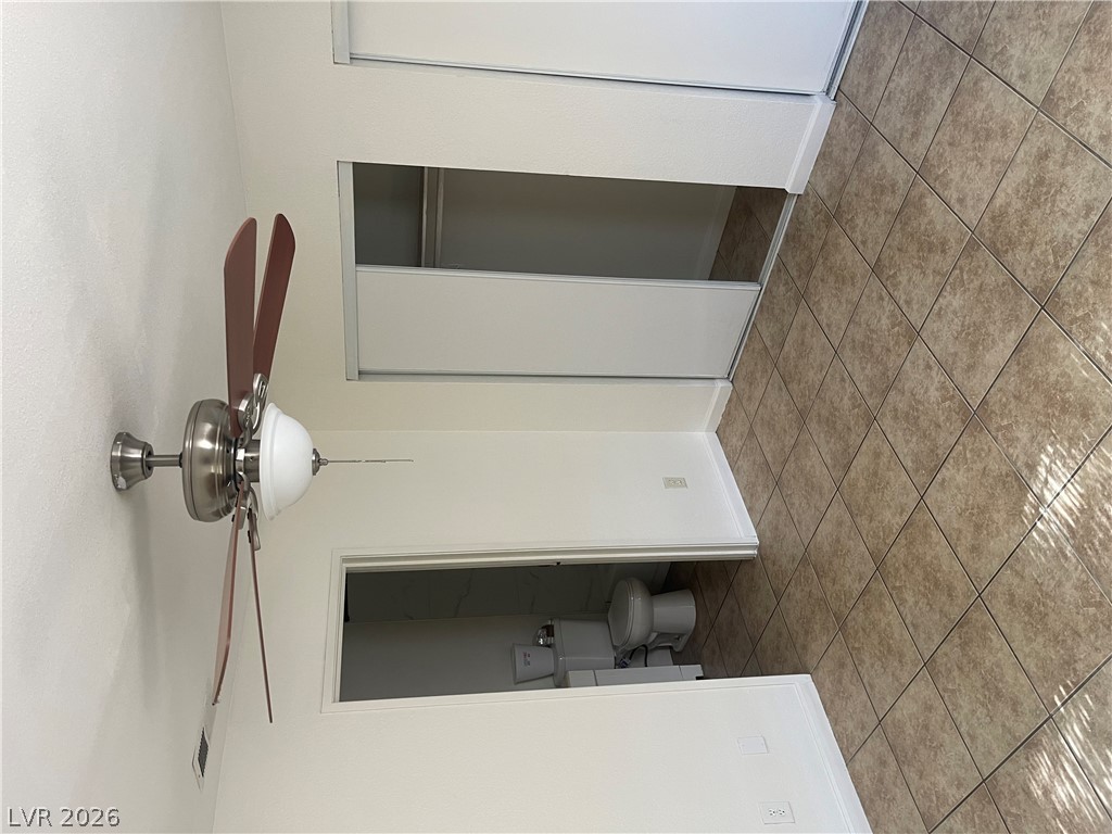 2775 Twistingbow Lane B Property Photo 19
