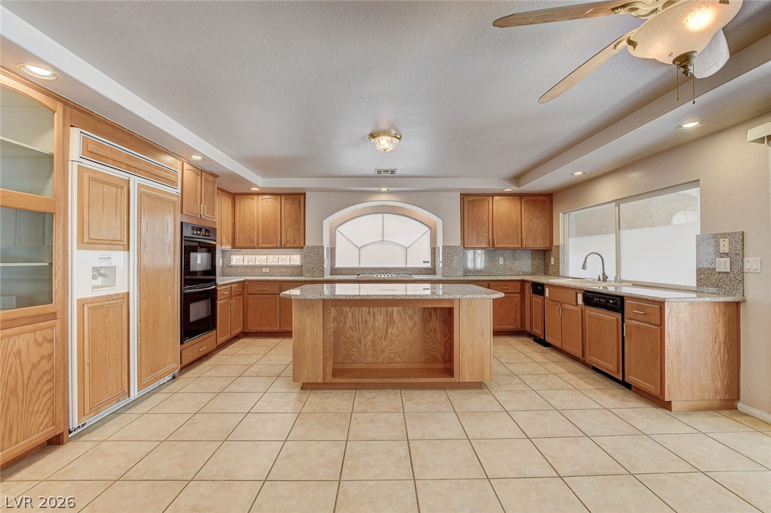 7639 Belgian Lion Street Property Photo 19