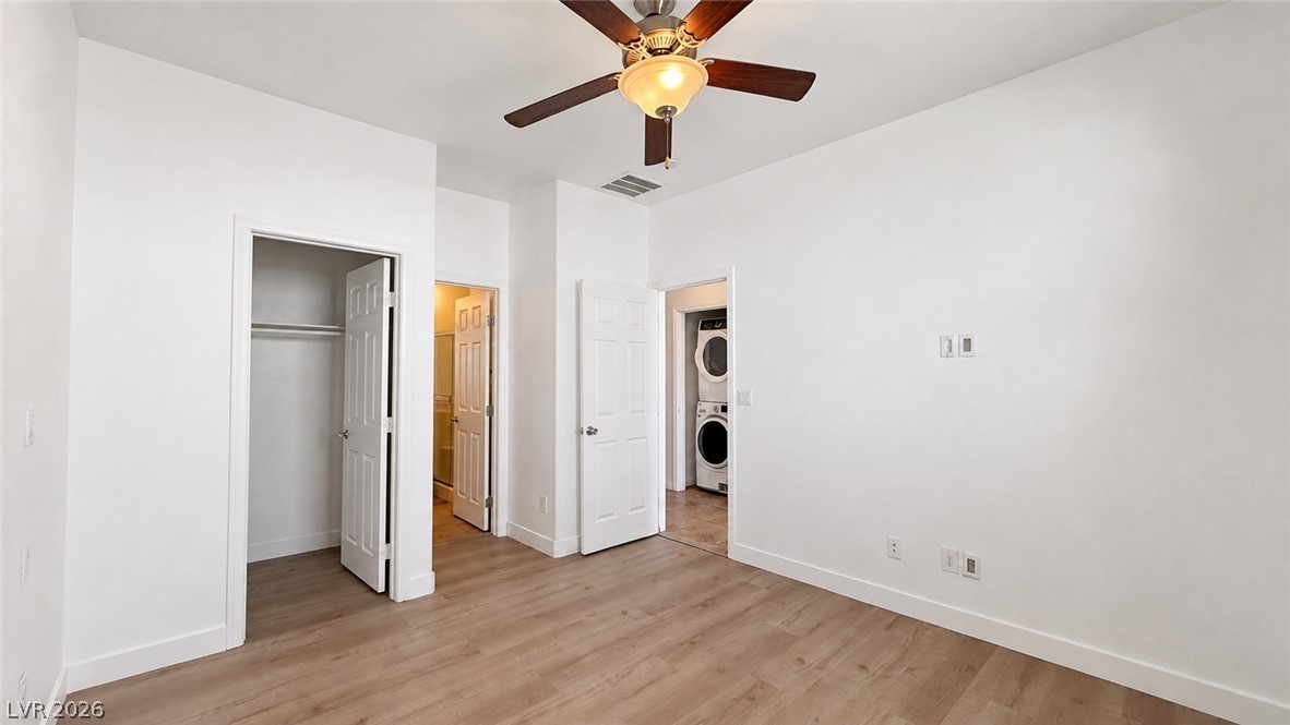 2723 Chinaberry Hill Street Property Photo 13