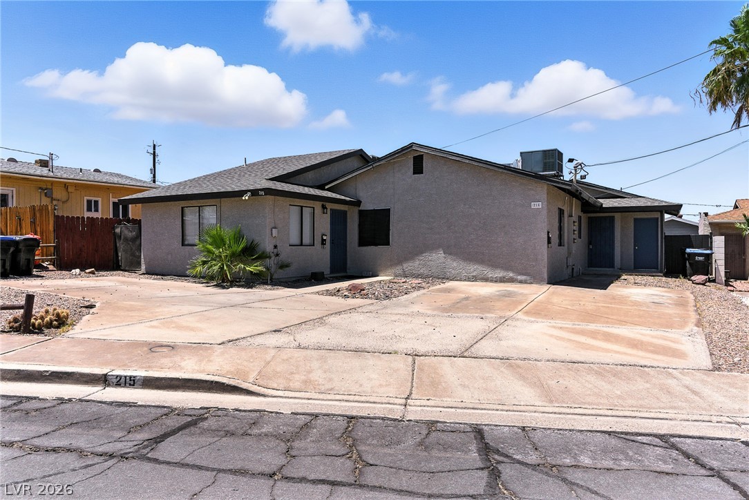 215 Zinc Street A Property Photo 1