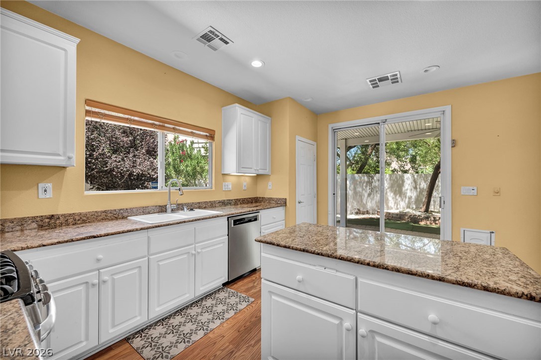 11604 Villa Malaparte Avenue Property Photo 10