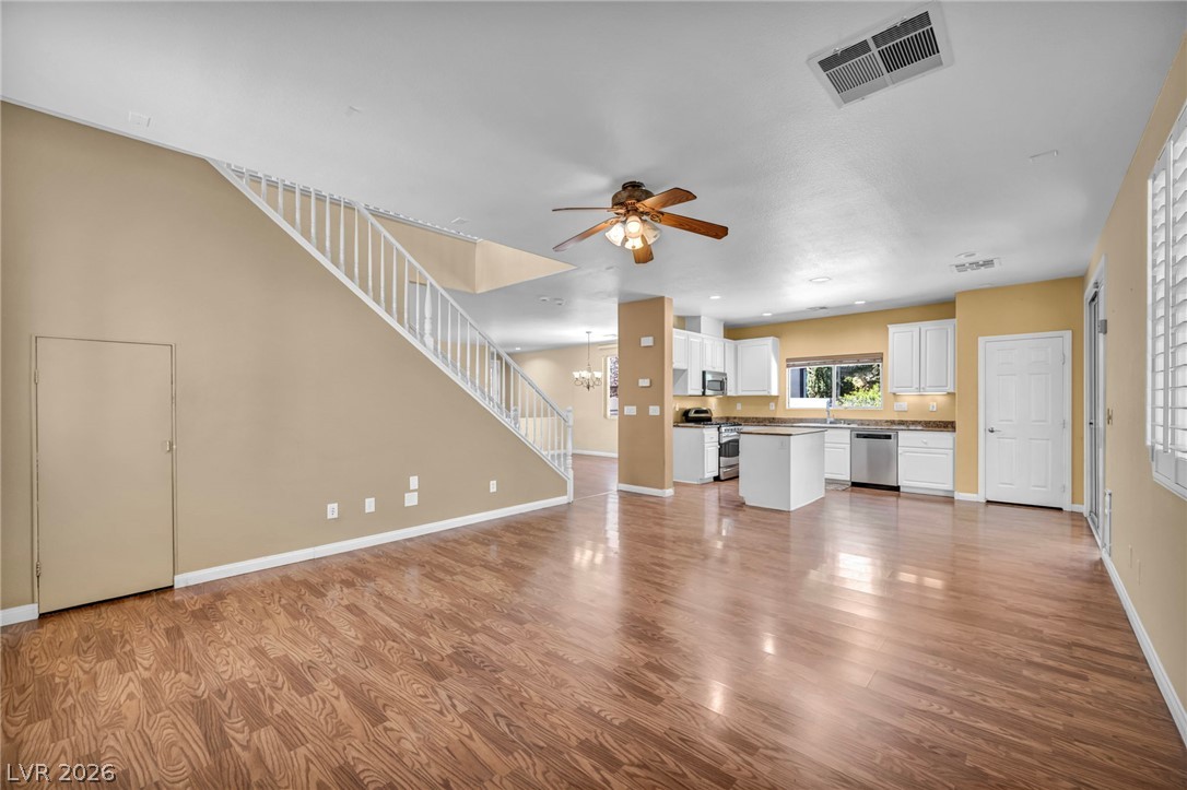 11604 Villa Malaparte Avenue Property Photo 14