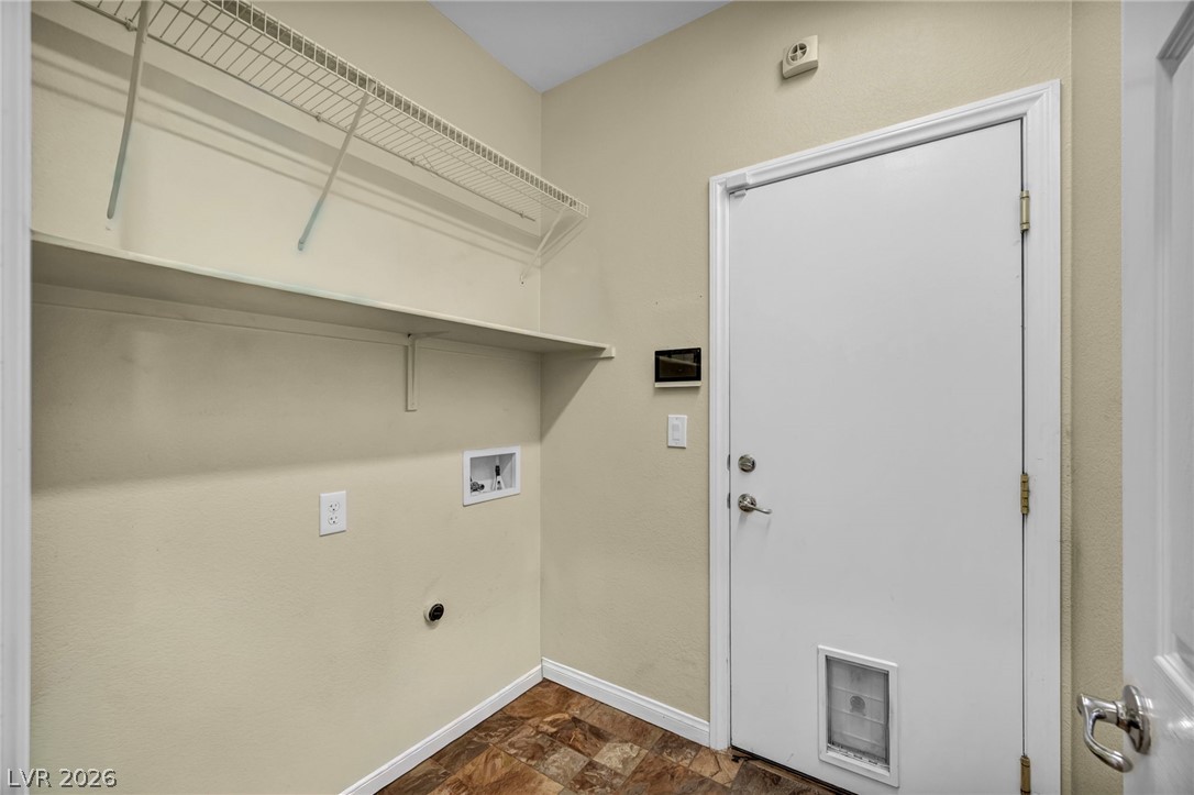 11604 Villa Malaparte Avenue Property Photo 23