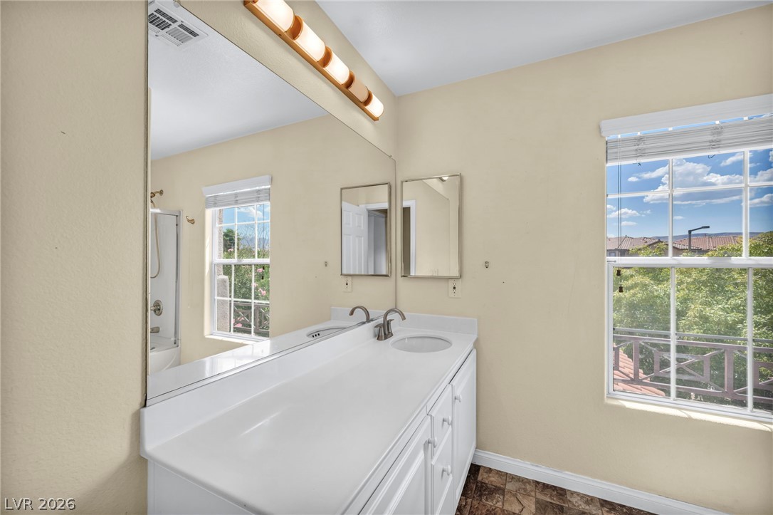 11604 Villa Malaparte Avenue Property Photo 46
