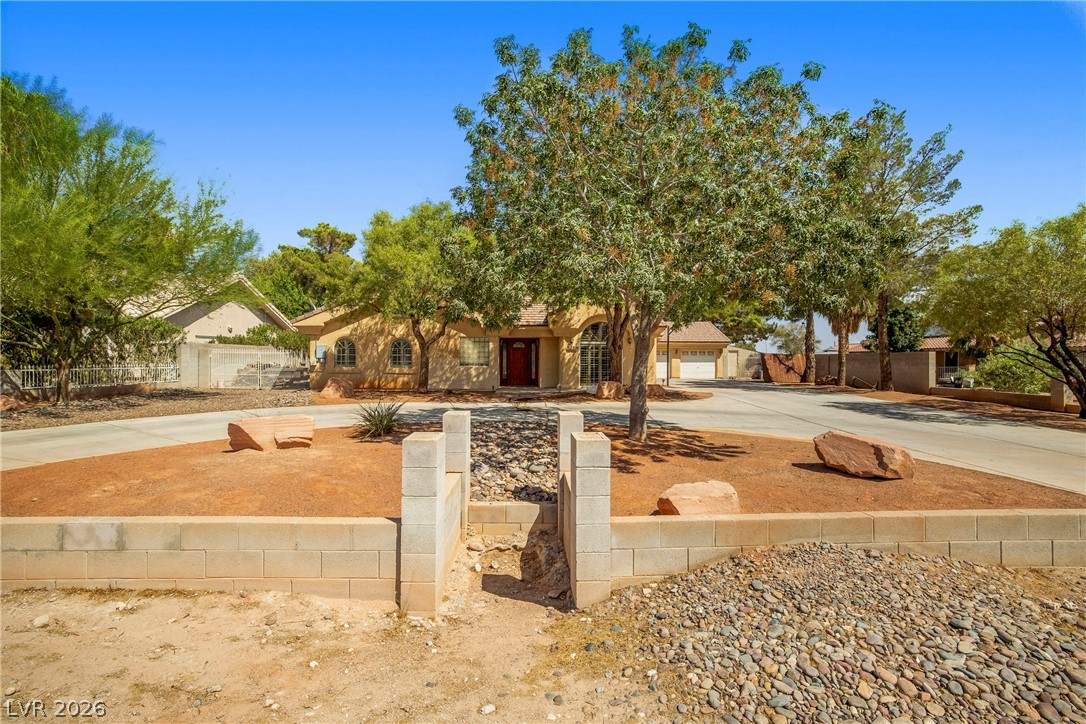 5240 Mustang Street Property Photo 5