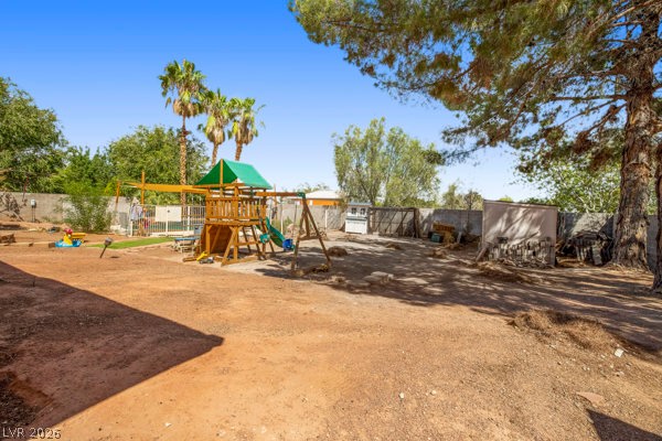 5240 Mustang Street Property Photo 10