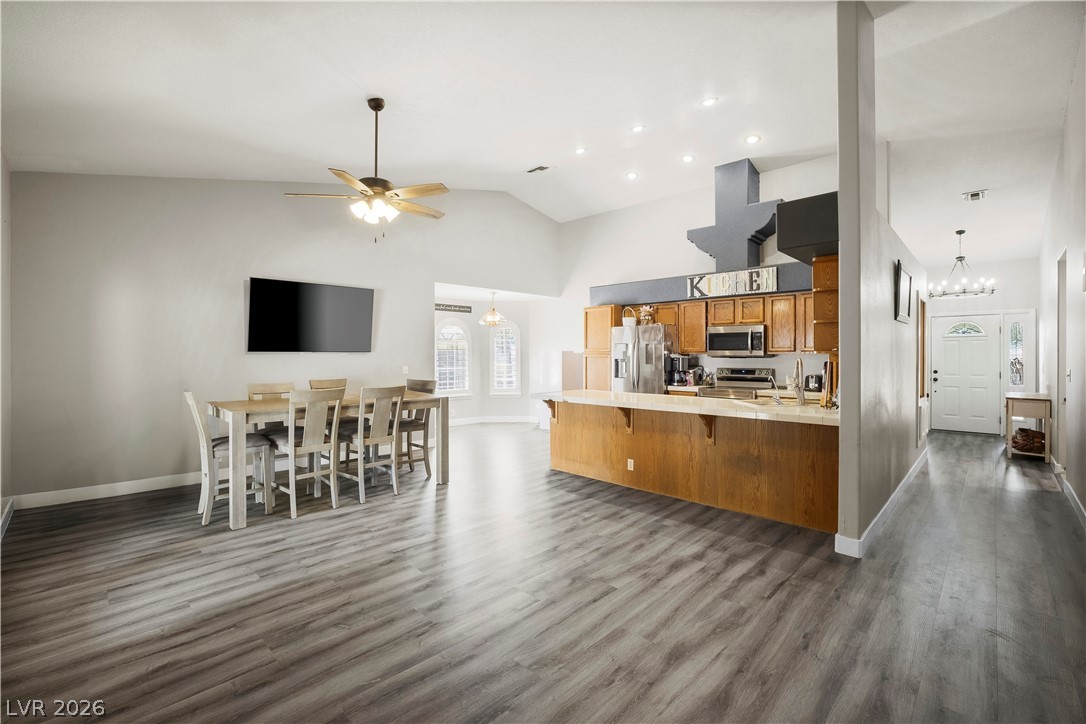 5240 Mustang Street Property Photo 15