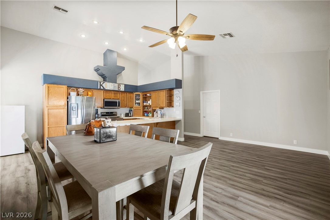 5240 Mustang Street Property Photo 17