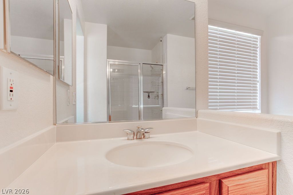 9548 Spring Blush Avenue Property Photo 12