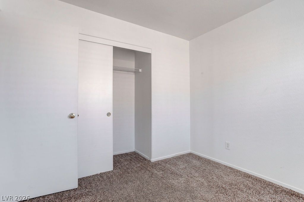 9548 Spring Blush Avenue Property Photo 18