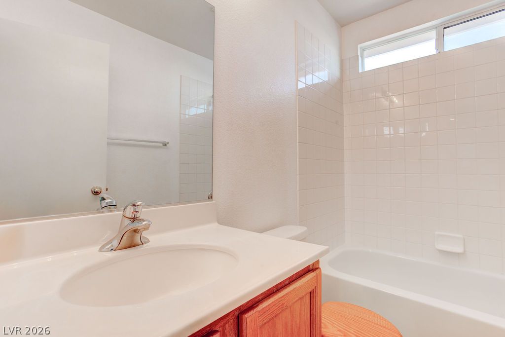 9548 Spring Blush Avenue Property Photo 27