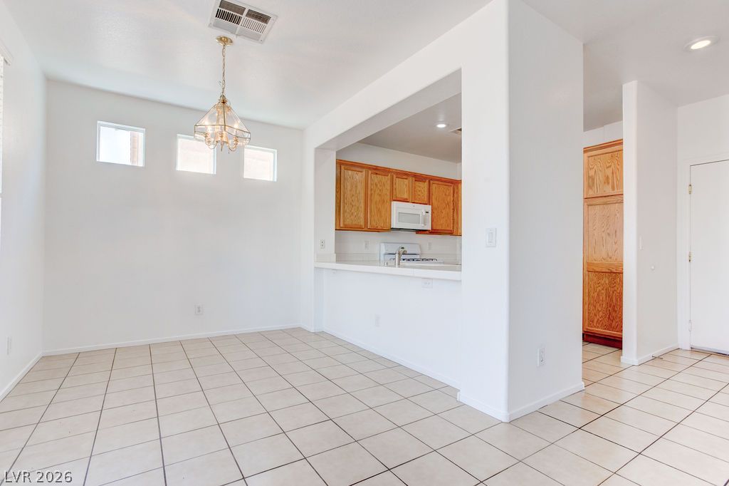 9548 Spring Blush Avenue Property Photo 43