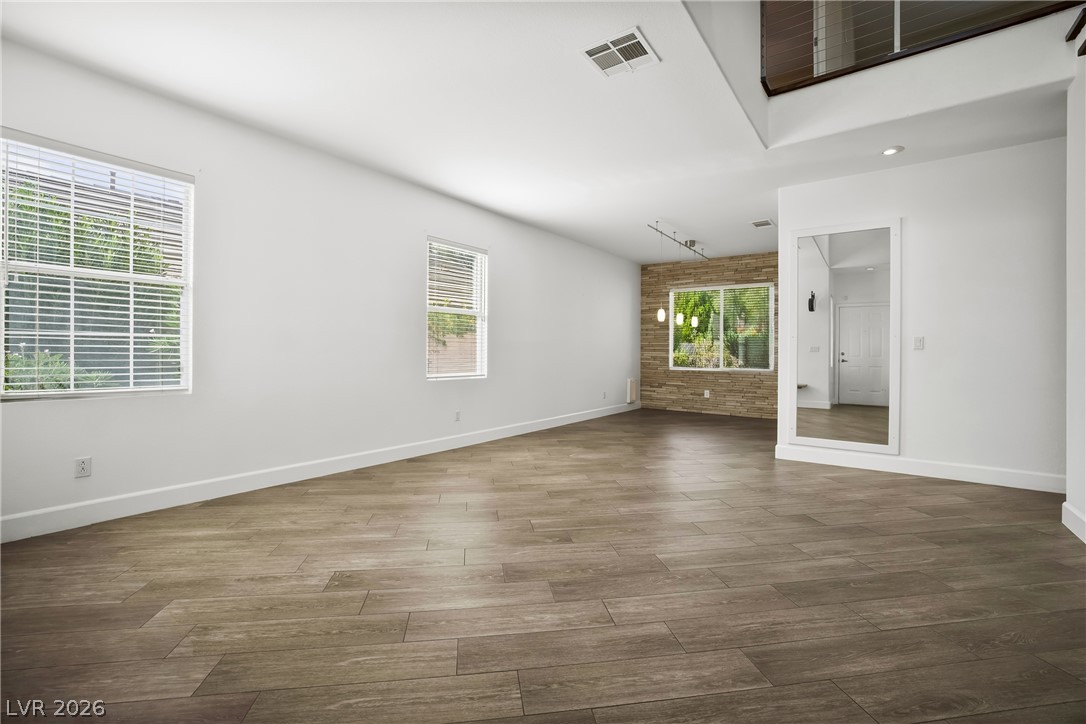 10129 Oakmoor Place Property Photo 11