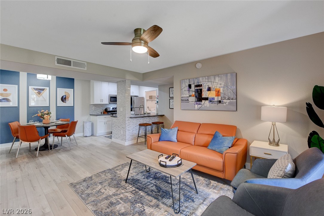 2813182 Property Photo 1