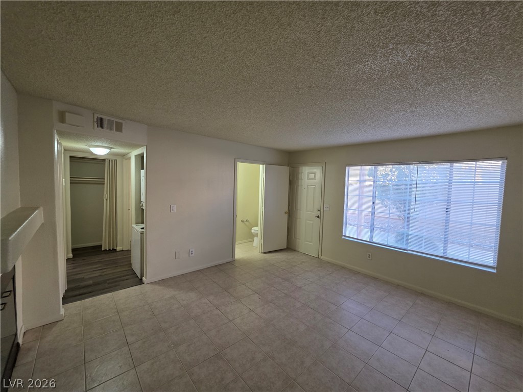 1608 North Torrey Pines Drive 103 Property Photo 4