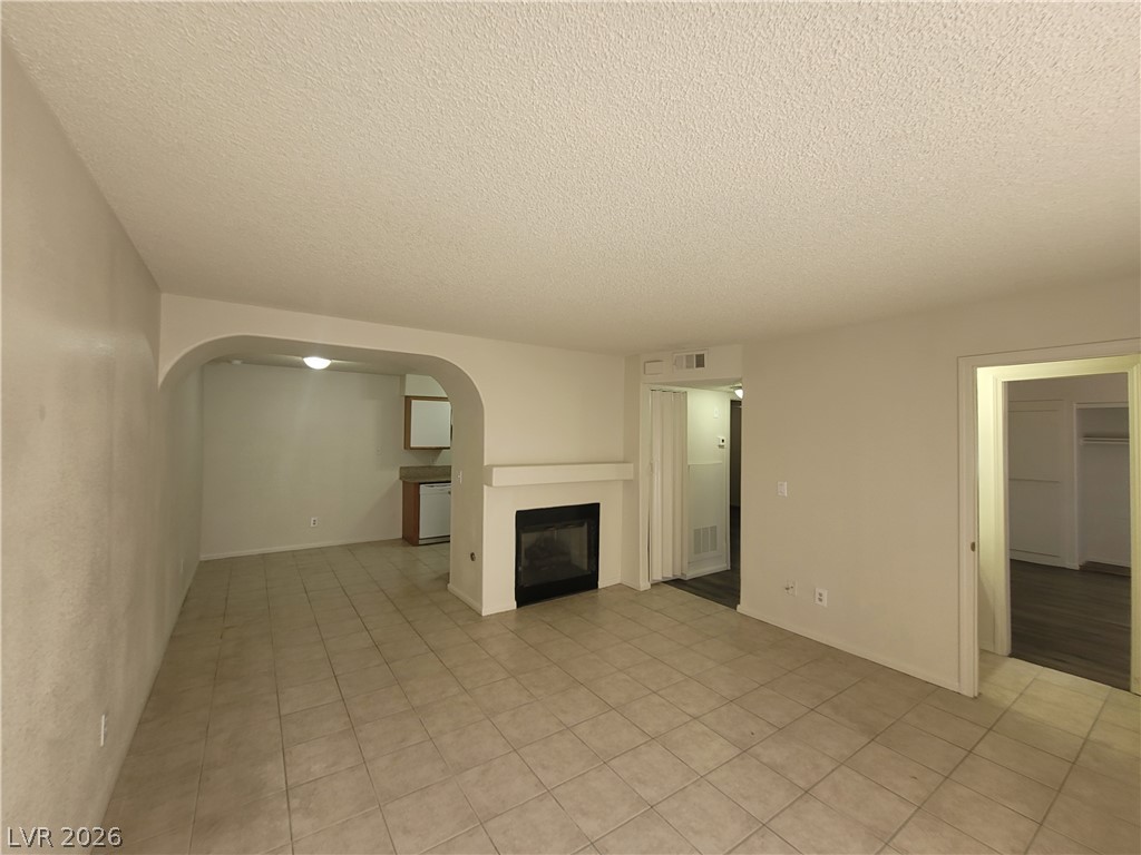 1608 North Torrey Pines Drive 103 Property Photo 9