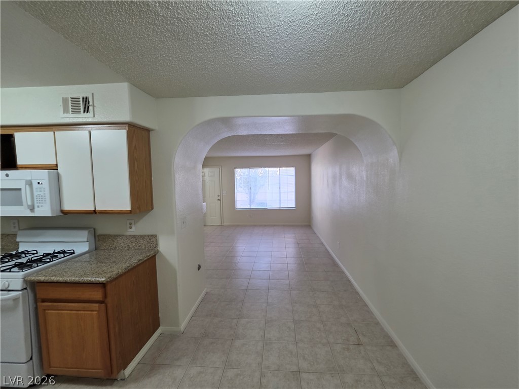 1608 North Torrey Pines Drive 103 Property Photo 25